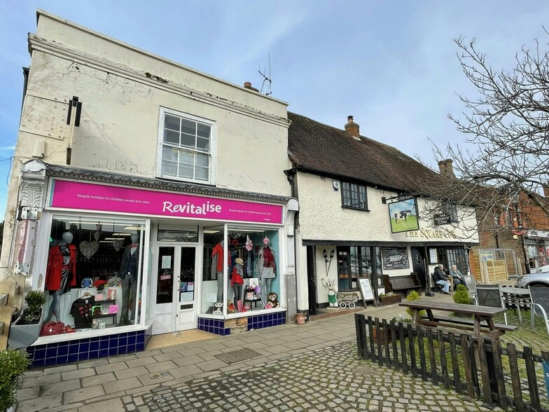 1 The Sq, Wickham for sale - Building Photo - Image 2 of 16