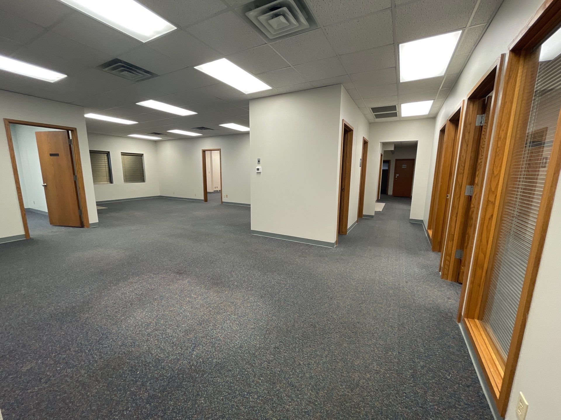 1640 L St, Lincoln, NE for lease Building Photo- Image 1 of 27