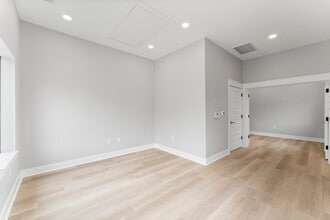 11606 Westlock Dr, Tomball, TX for lease Interior Photo- Image 2 of 9