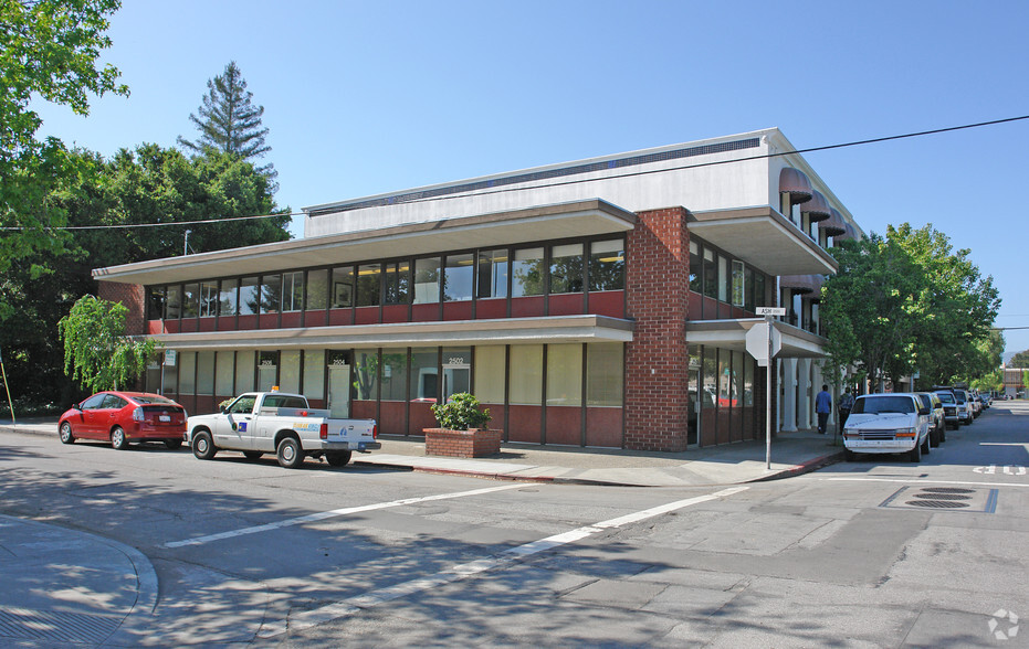 405-407 Sherman Ave, Palo Alto, CA for lease - Primary Photo - Image 1 of 3