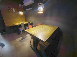 Retail in Barcelona, Barcelona for lease Interior Photo- Image 2 of 2