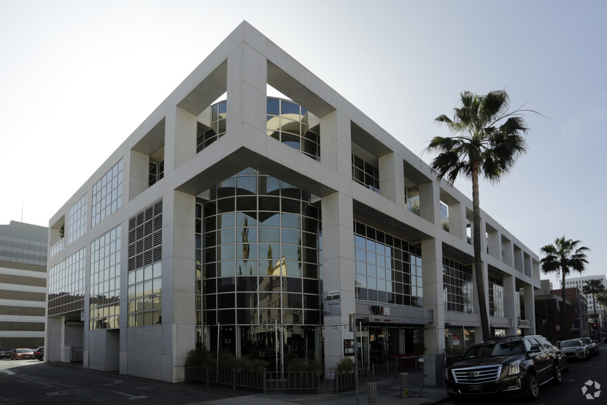 468 N Camden Dr, Beverly Hills, CA for lease - Building Photo - Image 3 of 17