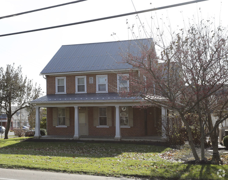 344 E Main St, Leola, PA for sale - Primary Photo - Image 1 of 1