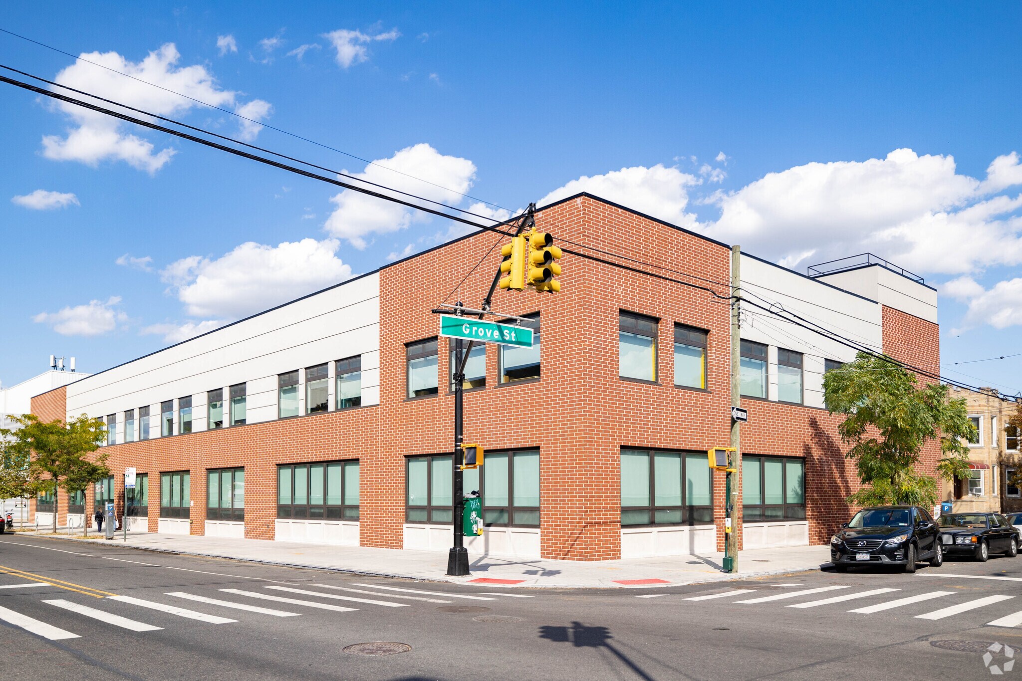 6357 Fresh Pond Rd, Ridgewood, NY for sale Primary Photo- Image 1 of 1