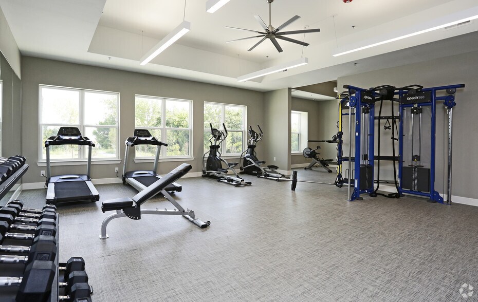 1307 Ridge Rd, Rockwall, TX for lease - Interior Photo - Image 3 of 38