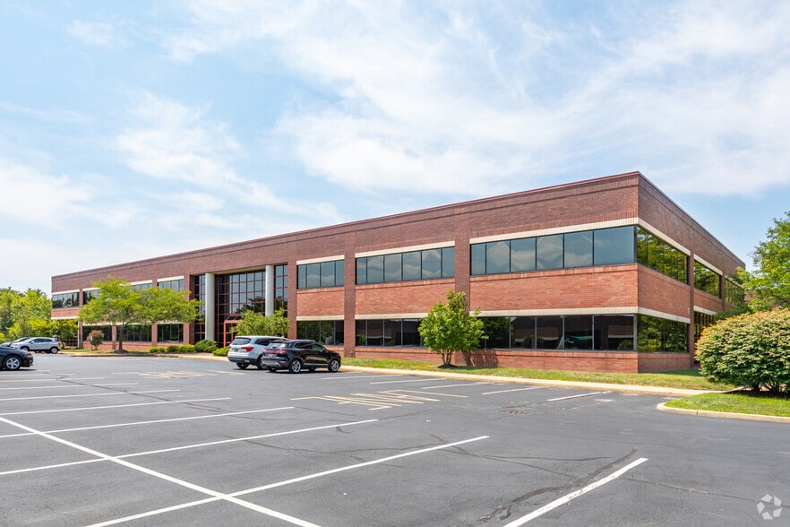 13 Reads Way, New Castle, DE for lease - Building Photo - Image 2 of 5