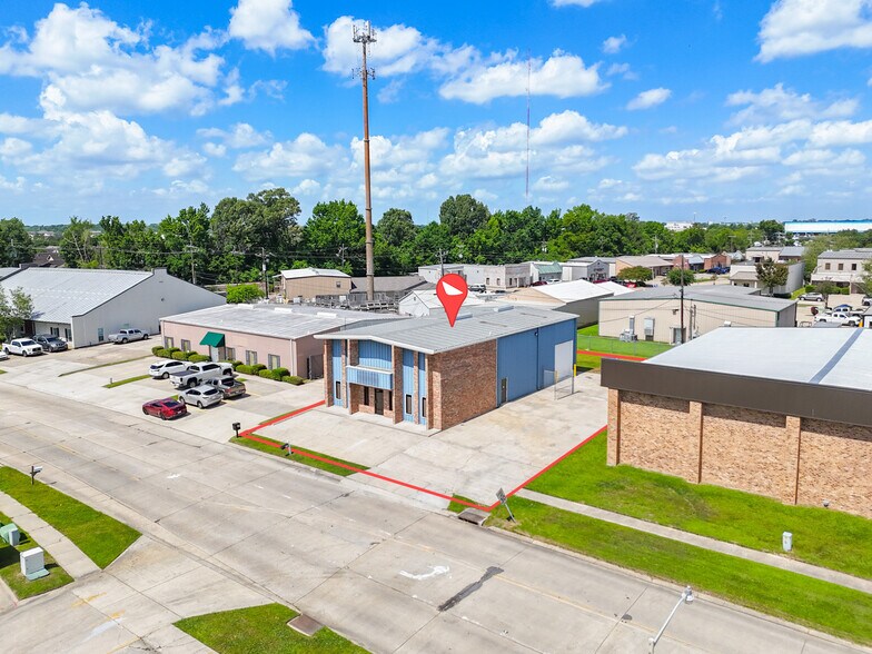 6720 Exchequer Dr, Baton Rouge, LA for lease - Building Photo - Image 2 of 18