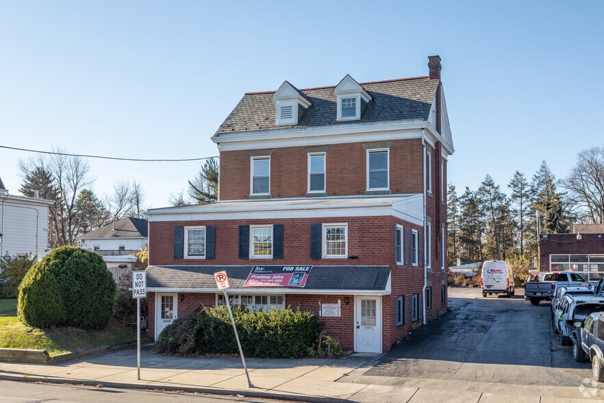 608 Huntingdon Pike, Rockledge, PA for sale - Primary Photo - Image 1 of 2