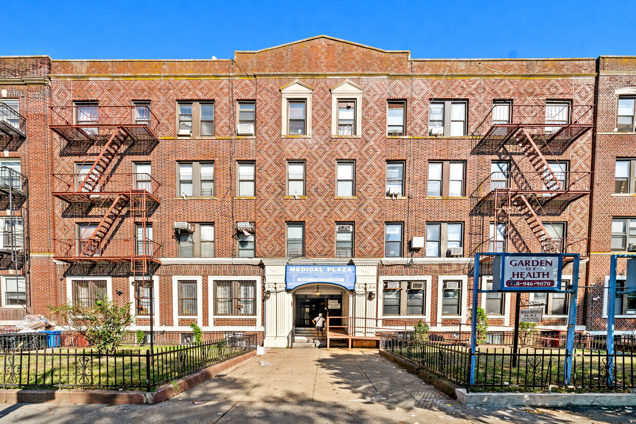 3039 Ocean Pky, Brooklyn, NY for sale Building Photo- Image 1 of 1