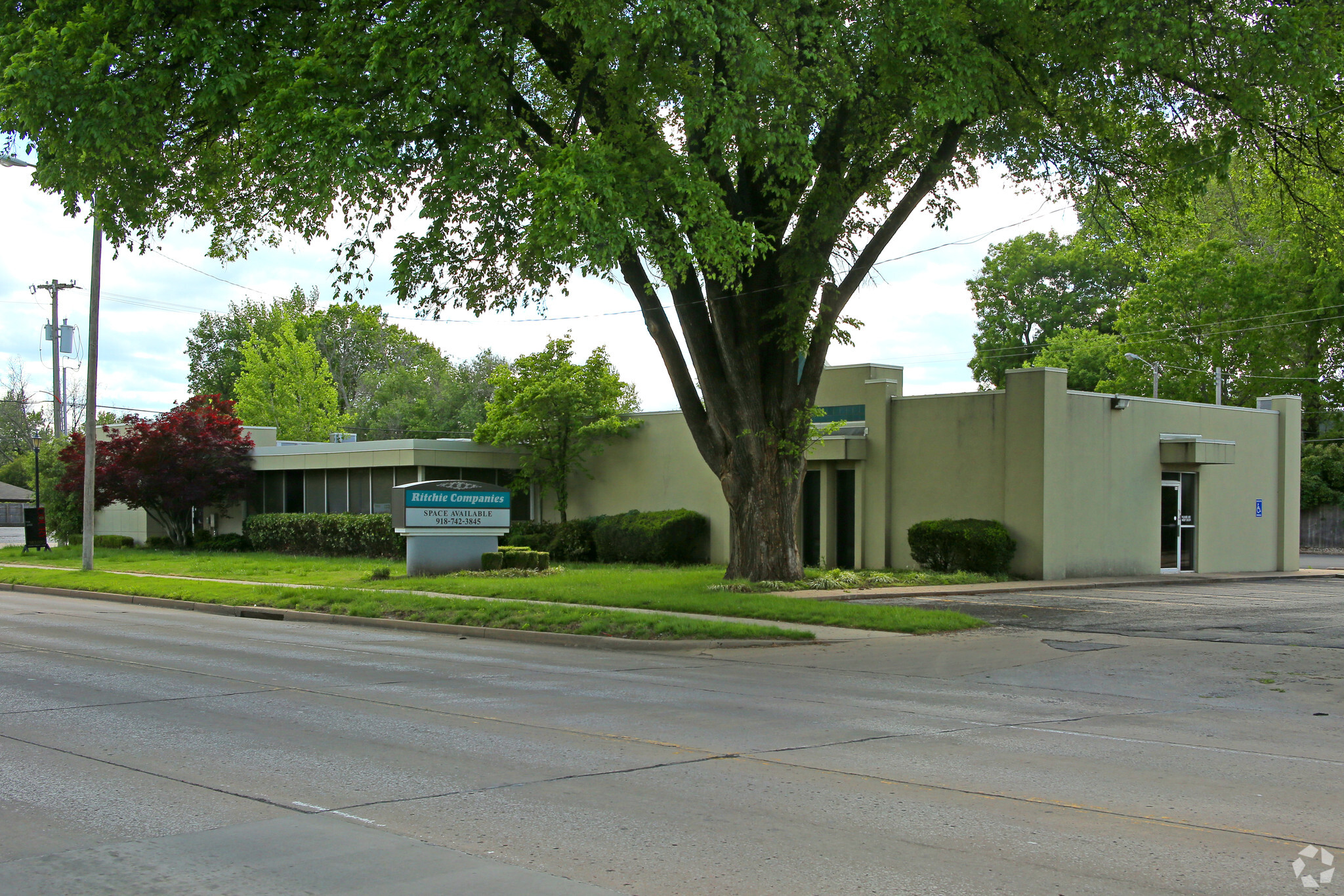 5350 S Peoria Ave, Tulsa, OK for sale Primary Photo- Image 1 of 1