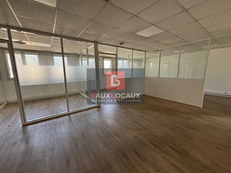 Office in Avignon for lease - Interior Photo - Image 3 of 7