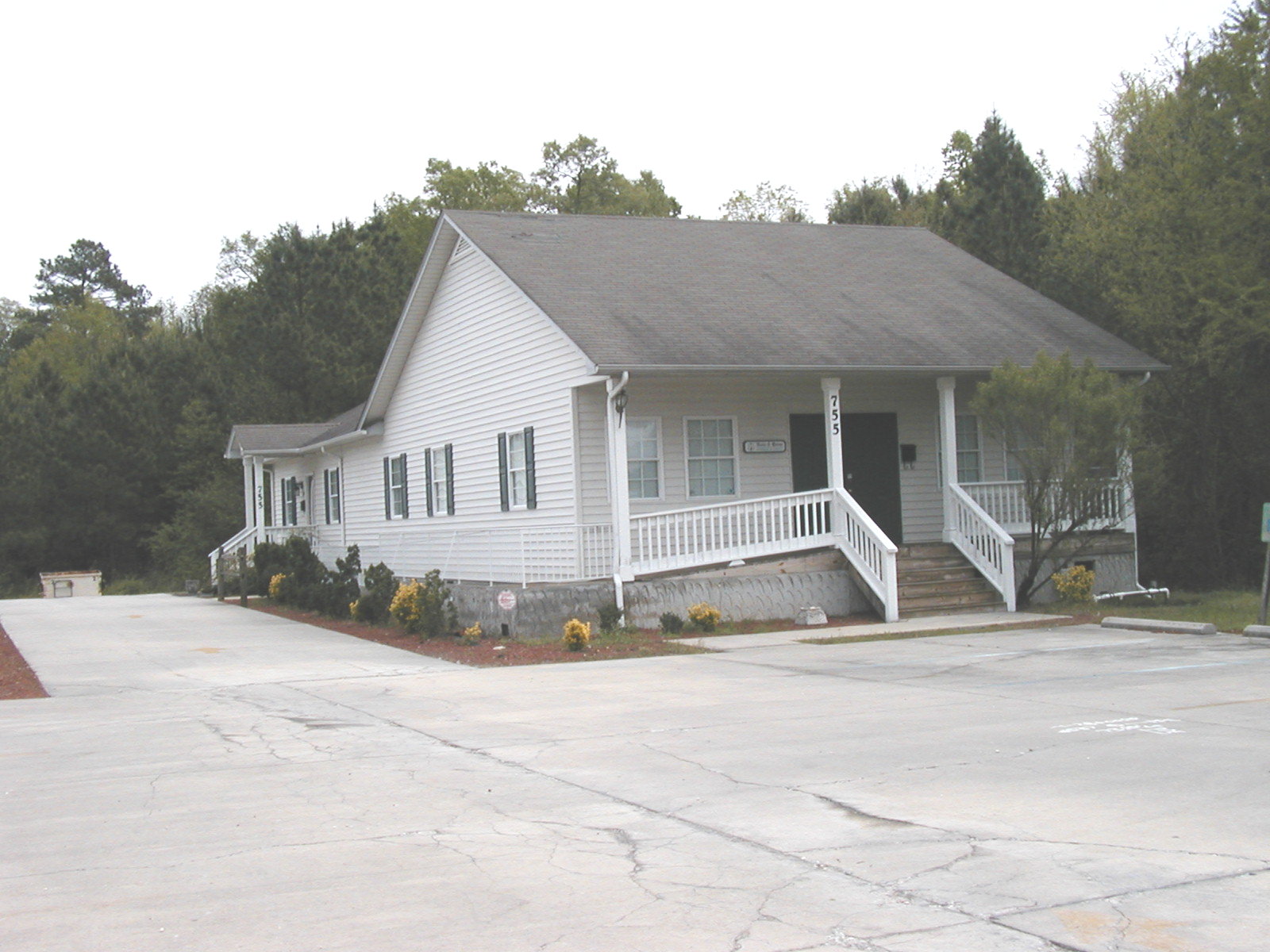 755 S Main St, Raeford, NC for sale Primary Photo- Image 1 of 1