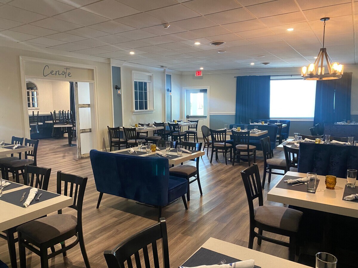 45 Foster Ave, Sayville, NY 11782