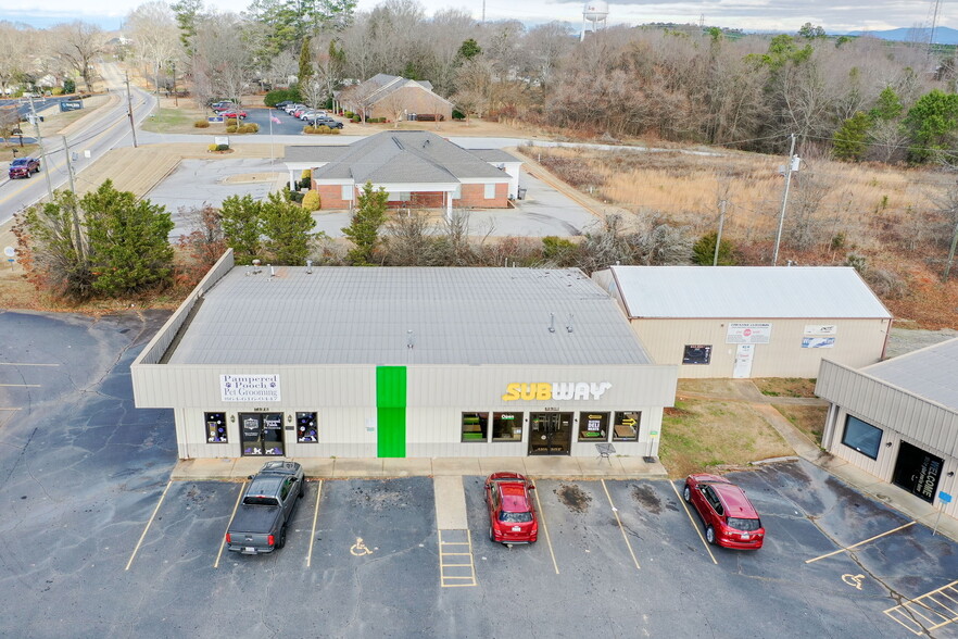 919-921 Anderson Dr, Liberty, SC for lease - Building Photo - Image 2 of 14