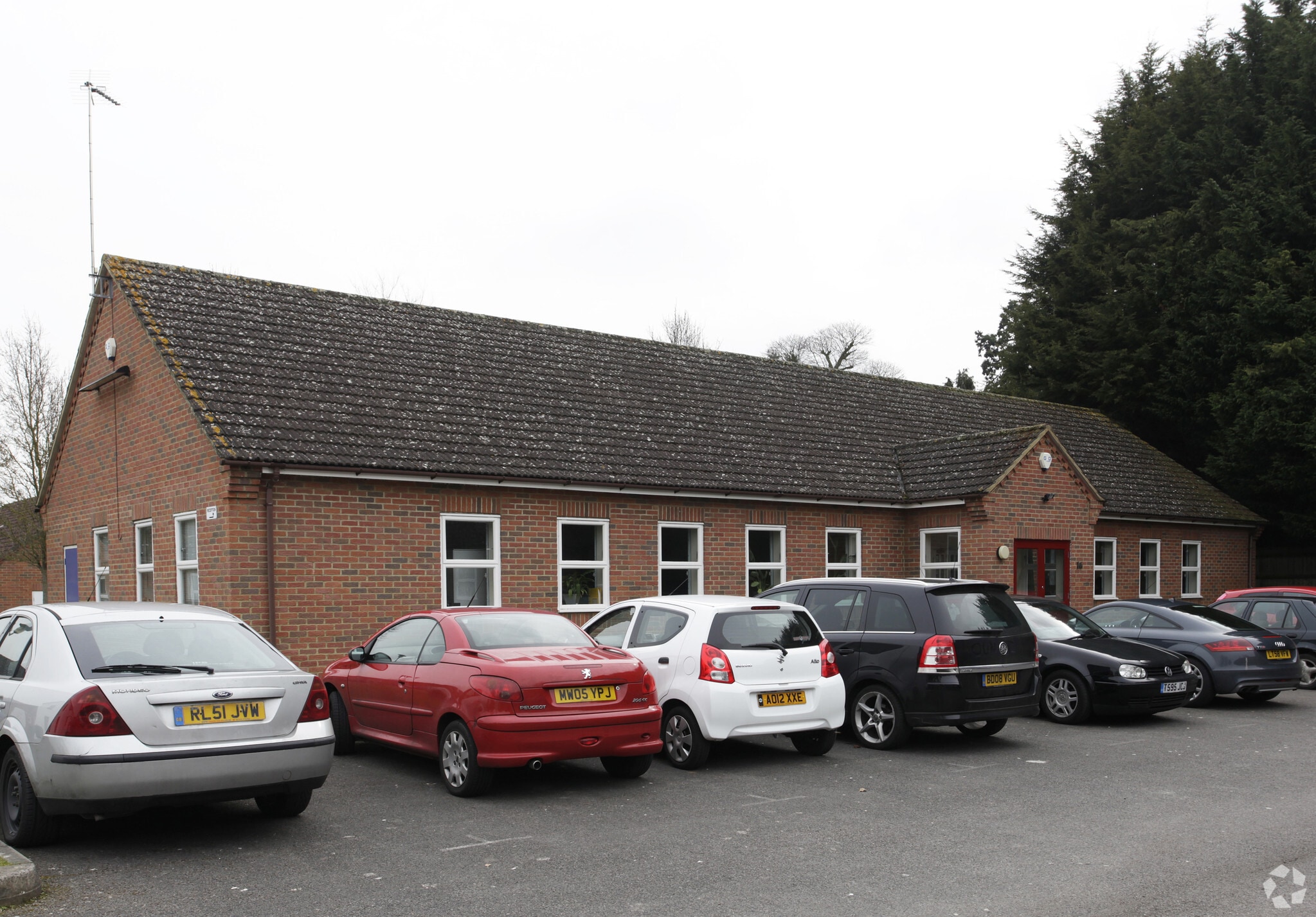 Waltham Rd, Maidenhead for sale Primary Photo- Image 1 of 1