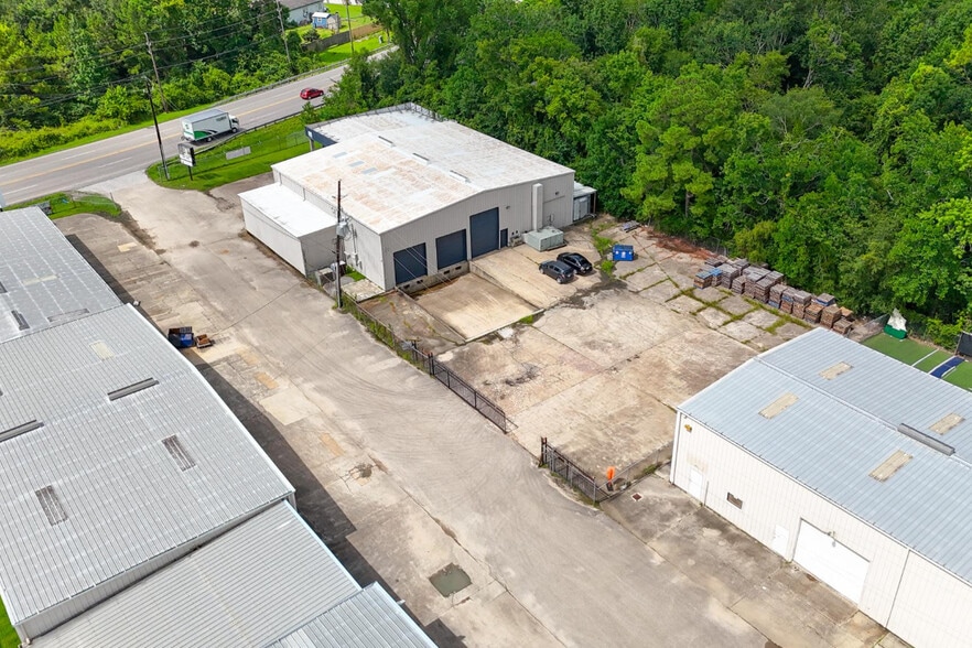 1003 Atascocita Rd, Humble, TX for lease - Building Photo - Image 2 of 3