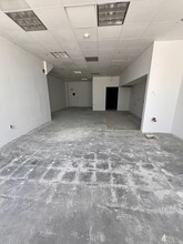 5353 Wilshire Blvd, Los Angeles, CA for lease Building Photo- Image 1 of 1