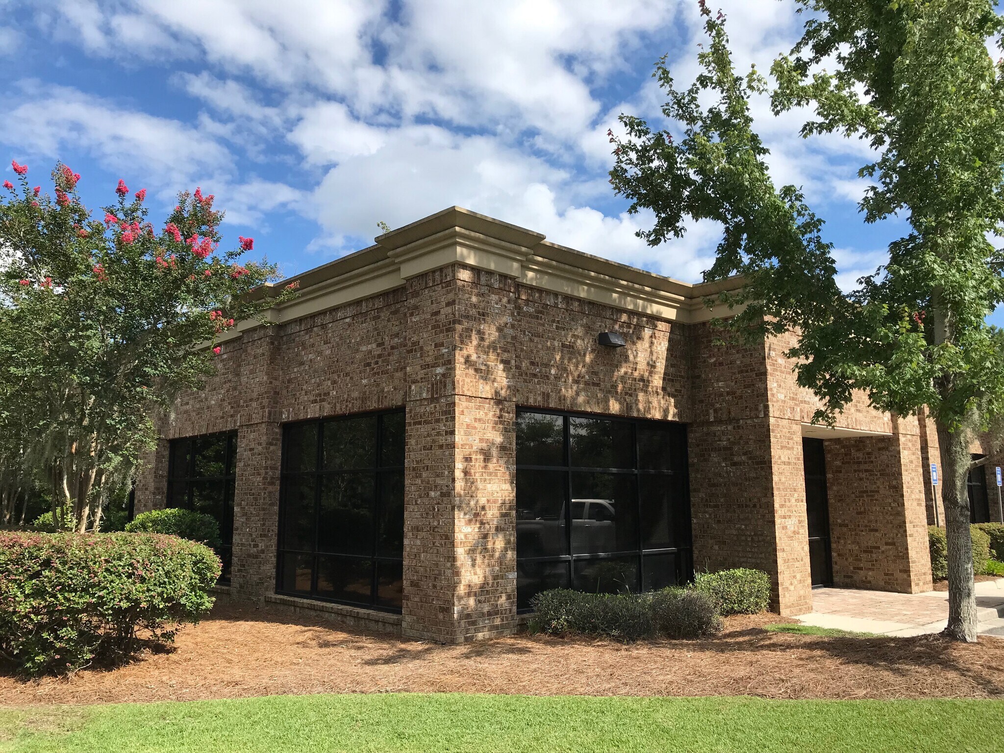 27 Chatham Center South Dr, Savannah, GA for sale Building Photo- Image 1 of 1