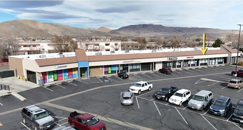 2303 N Carson St, Carson City, NV for lease - Building Photo - Image 3 of 9