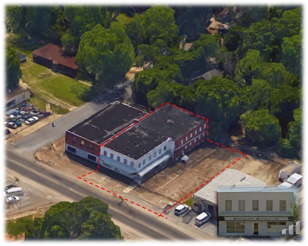 1820 Mt Meigs Rd, Montgomery, AL 36107