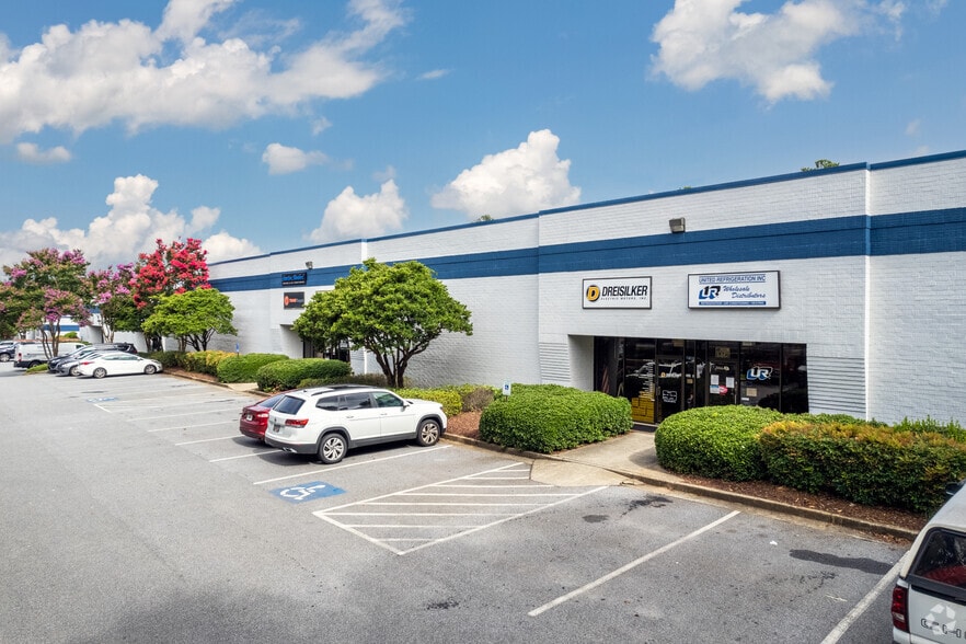 3061 Kingston Ct SE, Marietta, GA for lease - Building Photo - Image 3 of 4