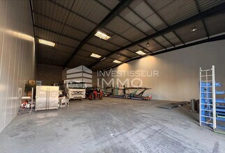 Office in Meaux for lease Interior Photo- Image 1 of 4