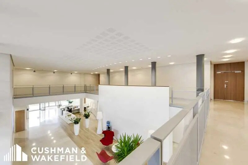 3 Rue Saarinen, Rungis for lease - Lobby - Image 3 of 13
