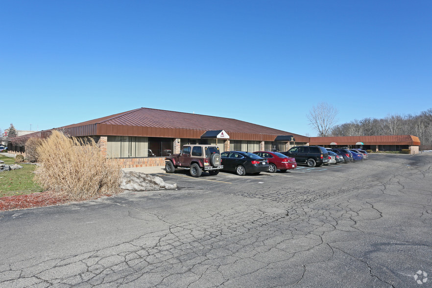 2255 S Linden Rd, Flint, MI for sale - Primary Photo - Image 1 of 1