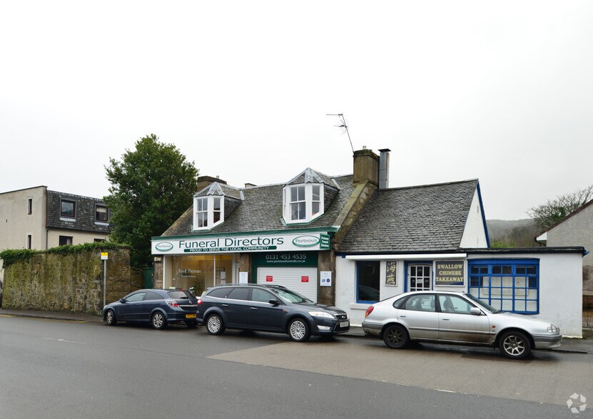 553 Lanark Rd, Juniper Green for sale - Primary Photo - Image 1 of 1