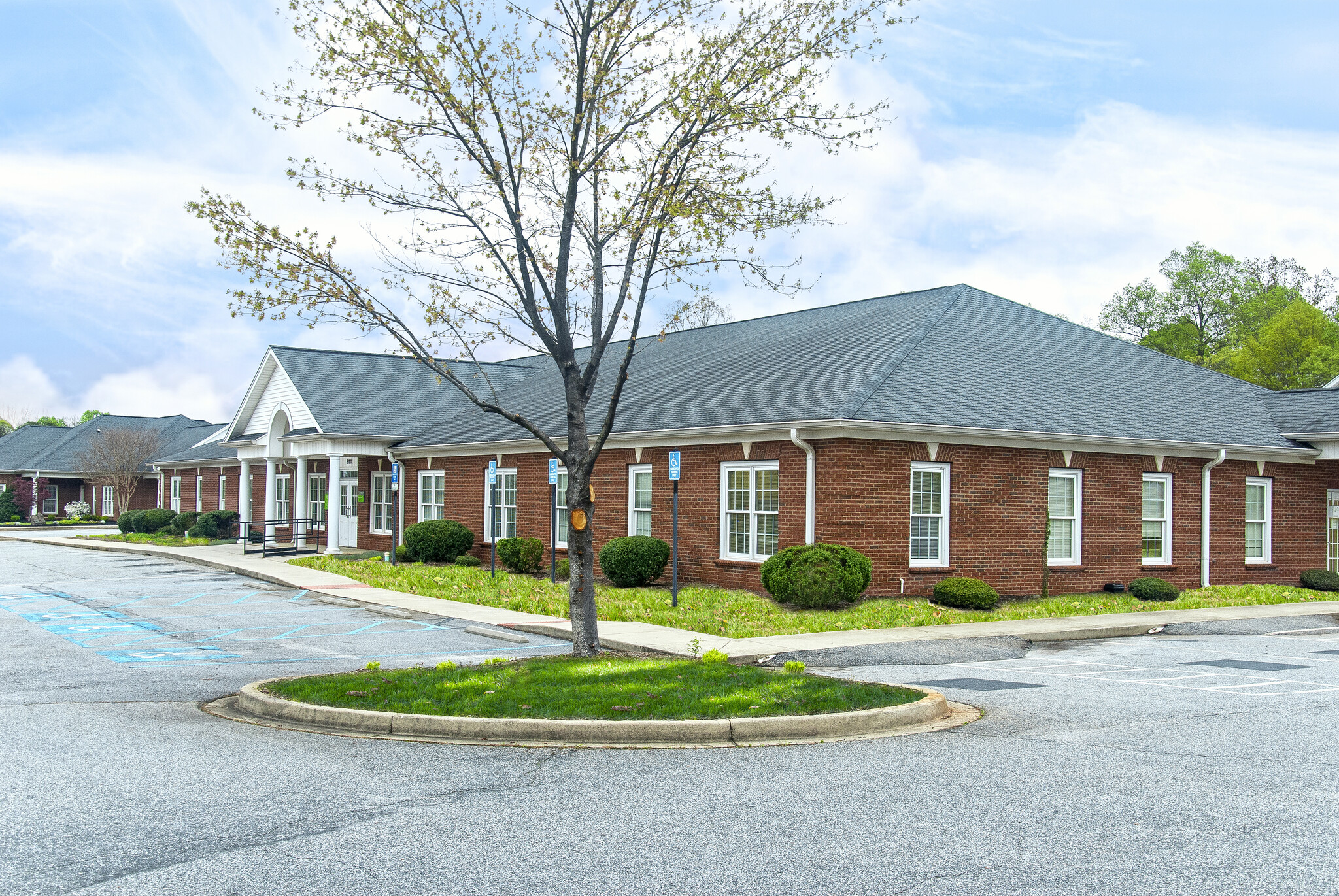 500 Squires Pt, Duncan, SC for sale Building Photo- Image 1 of 1