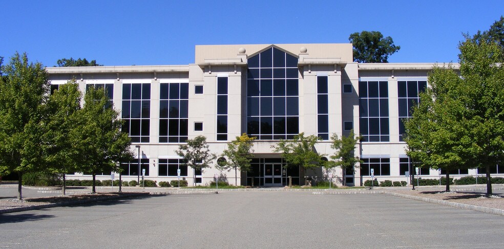 28 Eastmans Rd, Parsippany, NJ for sale - Building Photo - Image 1 of 1