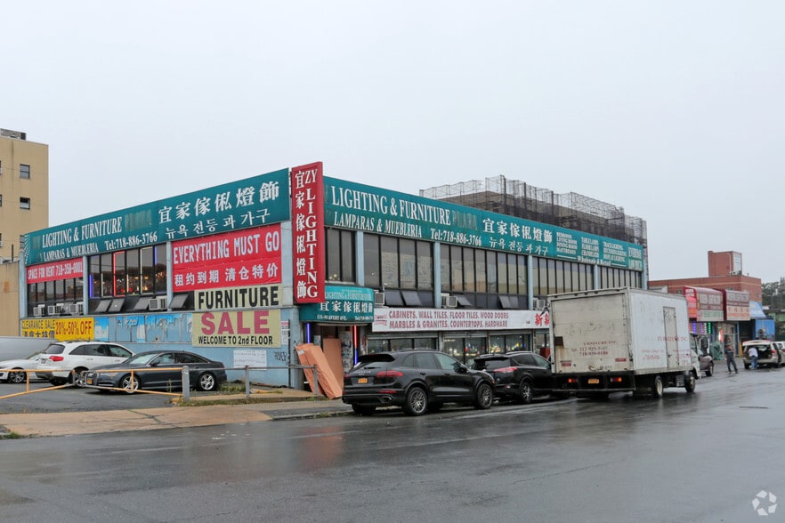 131-21-131-27 Fowler Ave, Flushing, NY for sale - Building Photo - Image 1 of 1