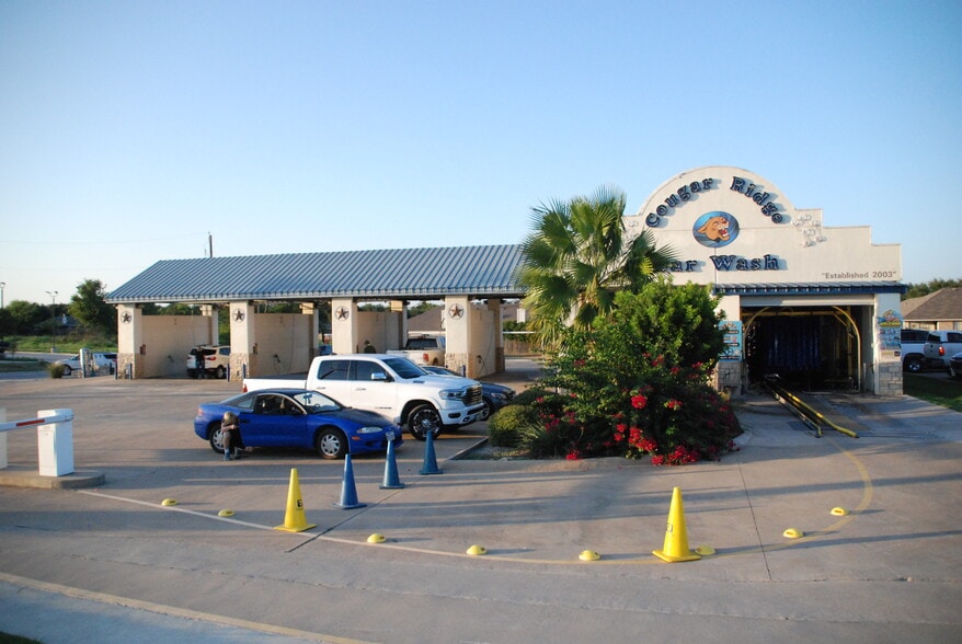 10215 China Spring Rd, Waco, TX for sale - Building Photo - Image 2 of 8