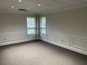 1580 Reed Rd, Pennington, NJ for lease Interior Photo- Image 2 of 5