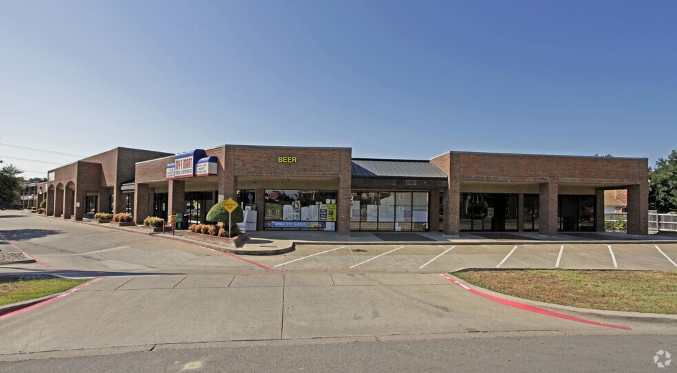 6499 Southwest Blvd, Benbrook, TX for sale - Primary Photo - Image 1 of 1