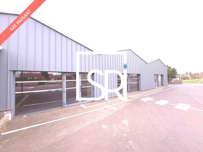 Retail in LES MARTRES-D'ARTIERE for sale - Building Photo - Image 1 of 10