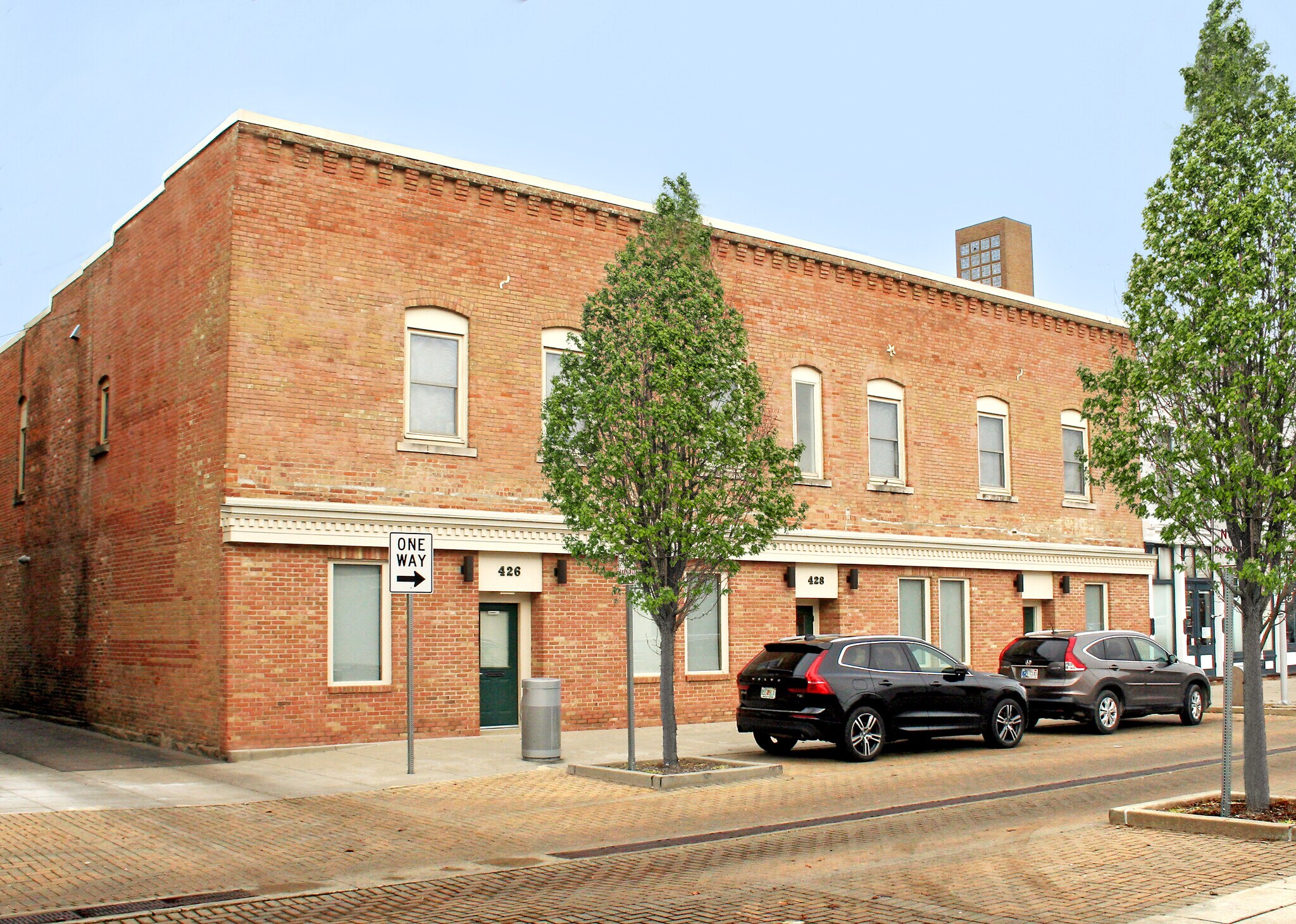 426 4th St, Columbus, IN for sale Primary Photo- Image 1 of 1