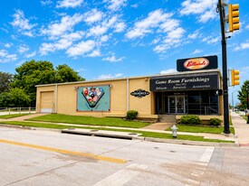2312 Montgomery St, Fort Worth TX - Storefront Property