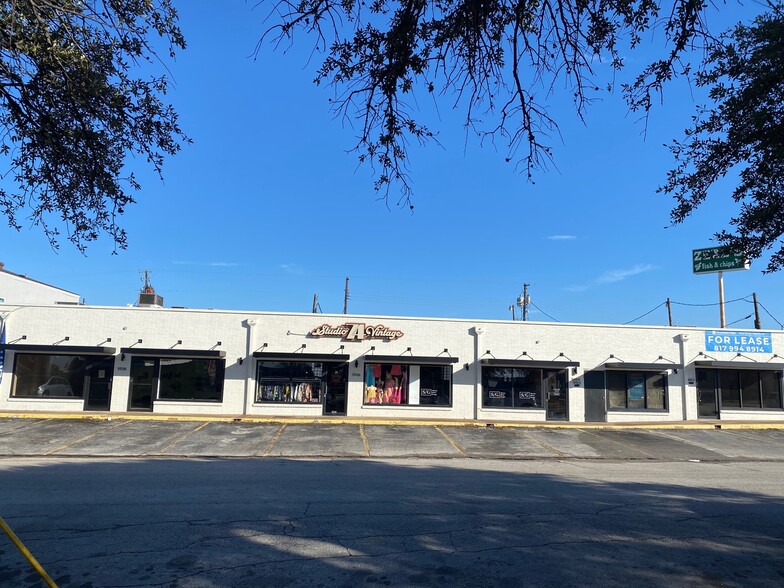 5922-5932 Curzon Ave, Fort Worth, TX for lease - Building Photo - Image 1 of 7