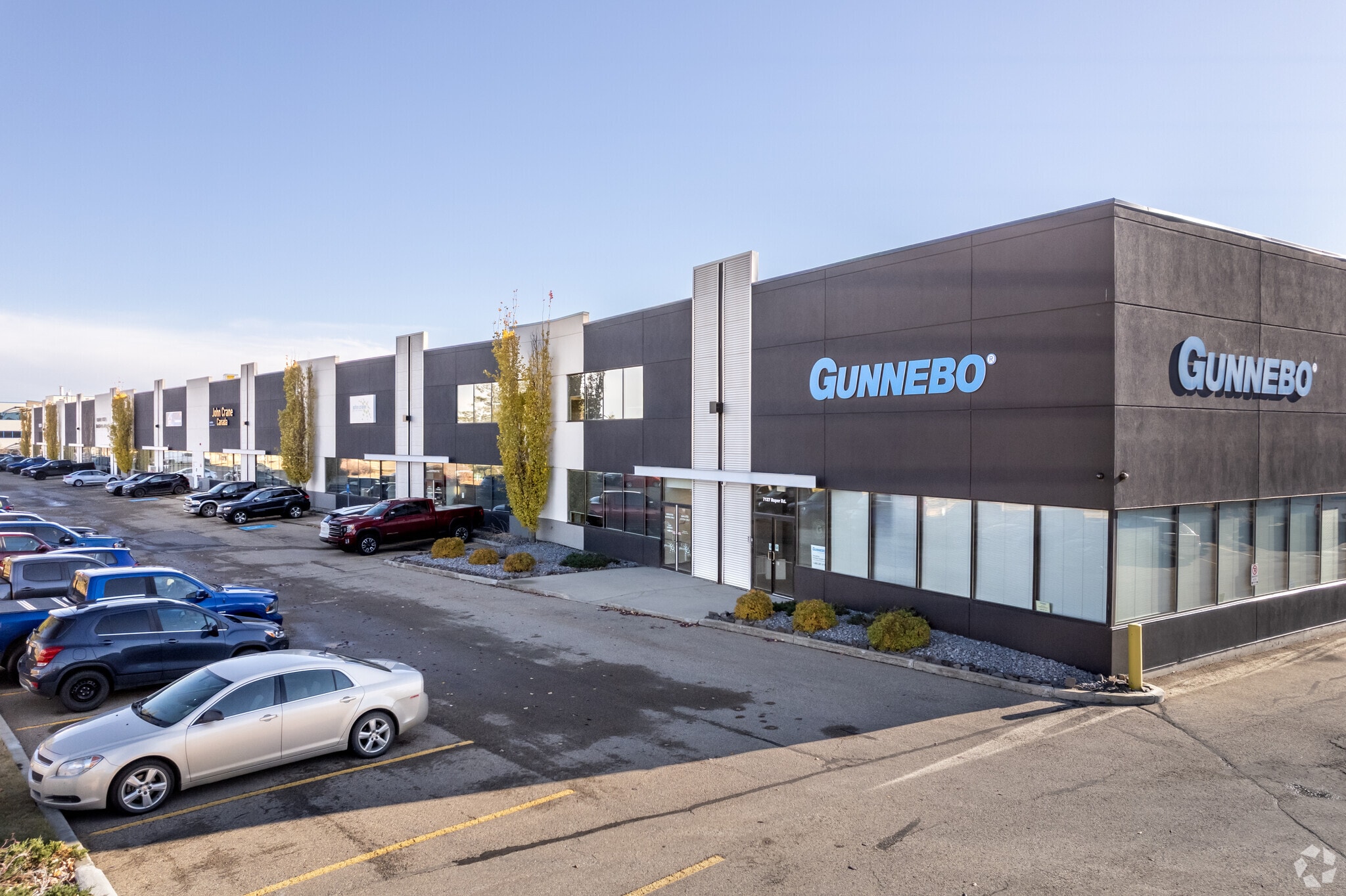 7003-7127 Roper Rd NW, Edmonton, AB for lease Primary Photo- Image 1 of 3