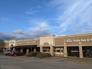 4410-4438 Dowlen Rd, Beaumont, TX for lease Building Photo- Image 1 of 2