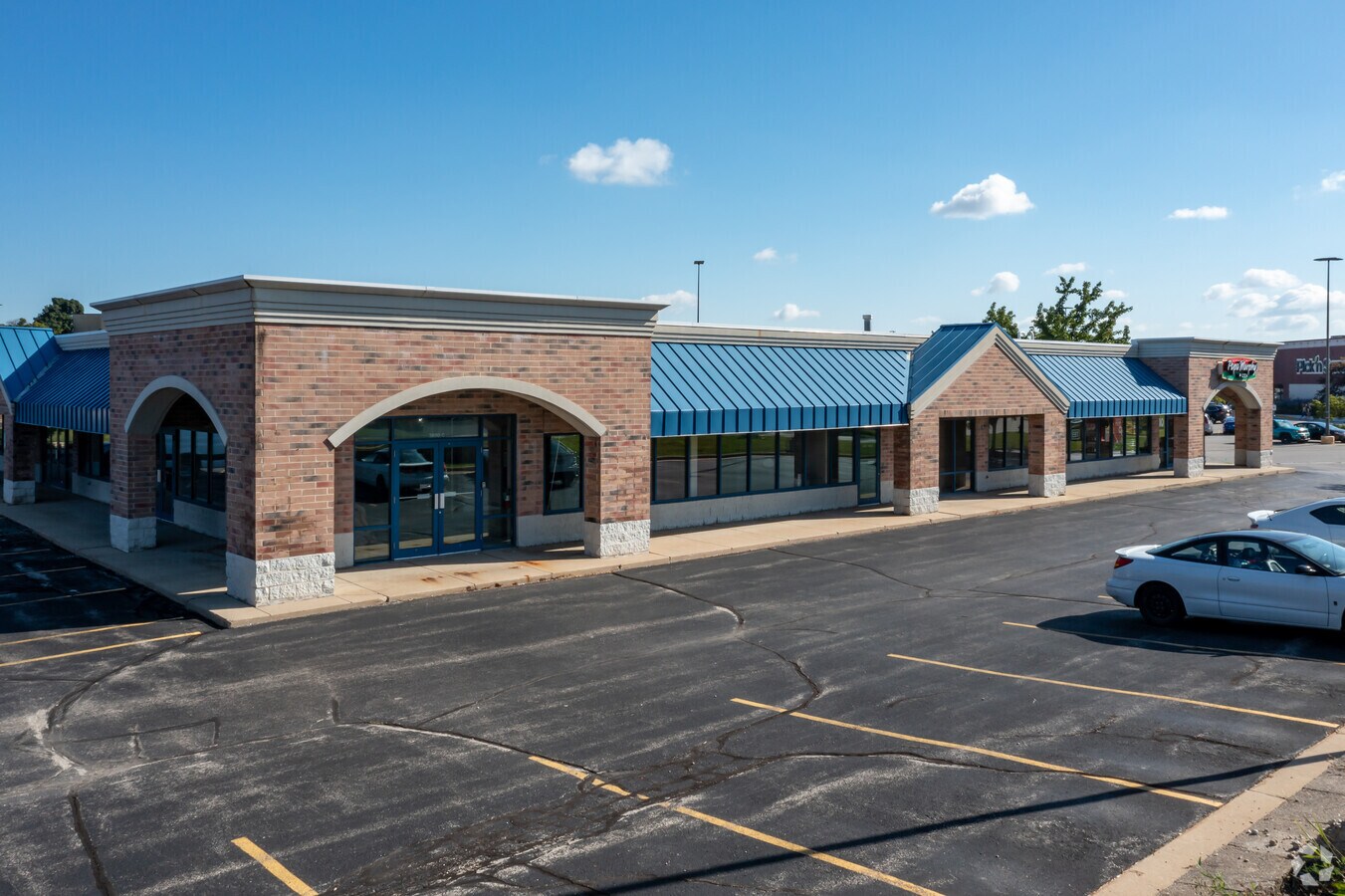 3830 S Moorland Rd, New Berlin, WI 53151 Moorland & Howard