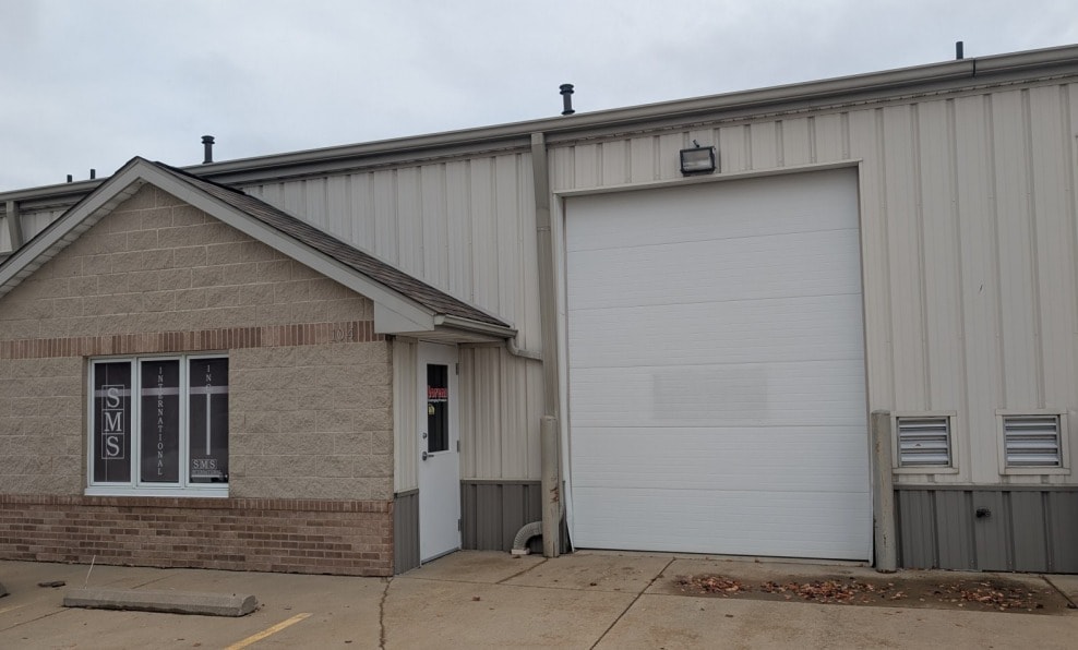 112 Merle Ln, Normal, IL for lease Building Photo- Image 1 of 5