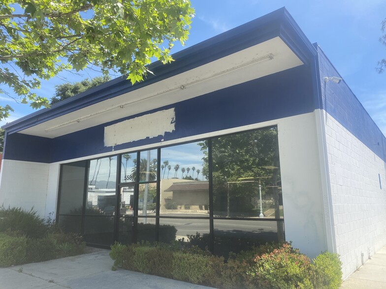 558 N Lake Ave, Pasadena, CA for lease - Building Photo - Image 3 of 4