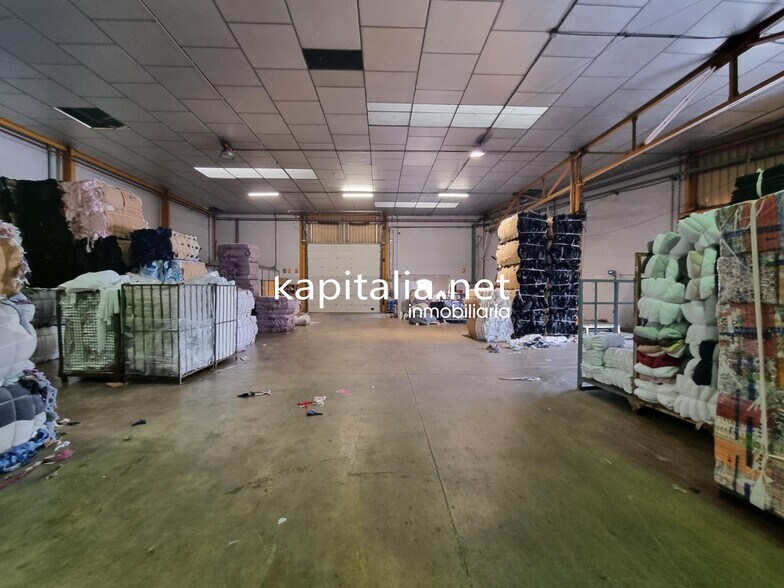 Industrial in València, Valencia for sale - Building Photo - Image 3 of 4