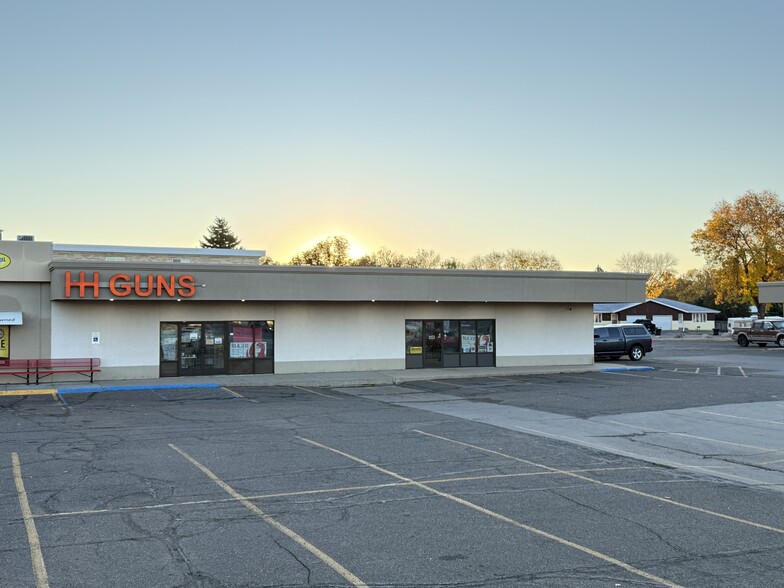 1021 S Washington St, Bismarck, ND for lease - Primary Photo - Image 1 of 3