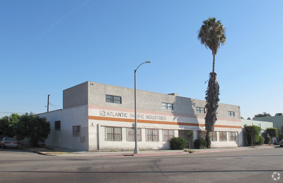 4223 W Jefferson Blvd, Los Angeles, CA for lease - Primary Photo - Image 1 of 20