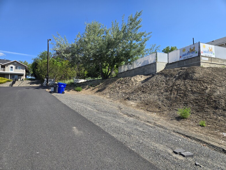 903 16th Ave, Lewiston, ID for sale - Building Photo - Image 3 of 8