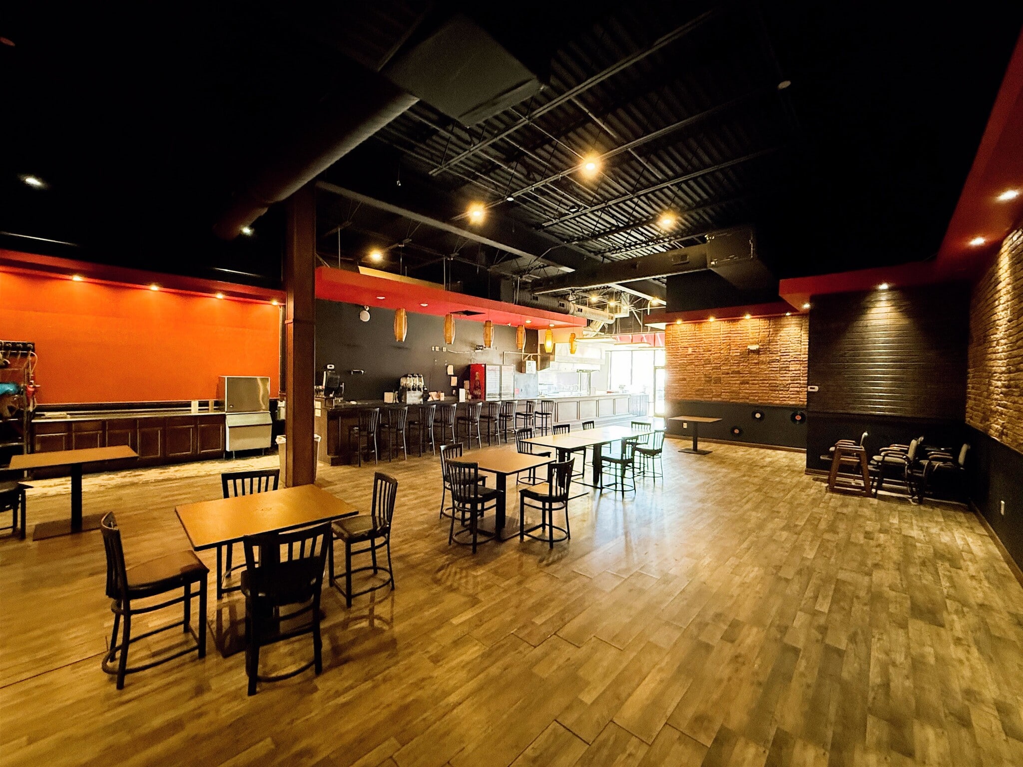 715 N Ocean Blvd, Myrtle Beach, SC for lease Interior Photo- Image 1 of 4