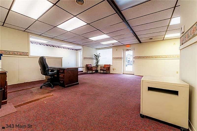 343 Main St, Ford City, PA for lease - Interior Photo - Image 2 of 2